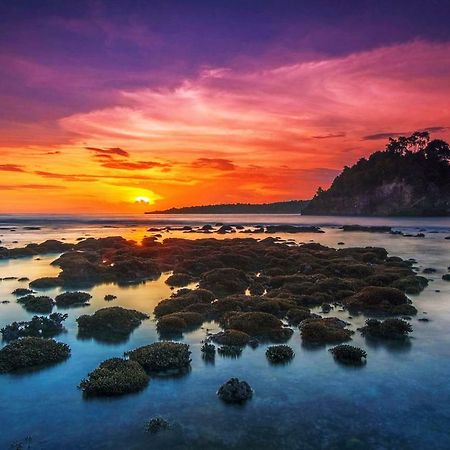D'Lebah Homestay Nusa Penida Buitenkant foto