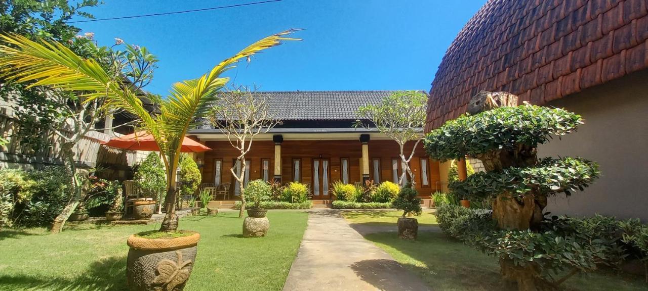 D'Lebah Homestay Nusa Penida Buitenkant foto