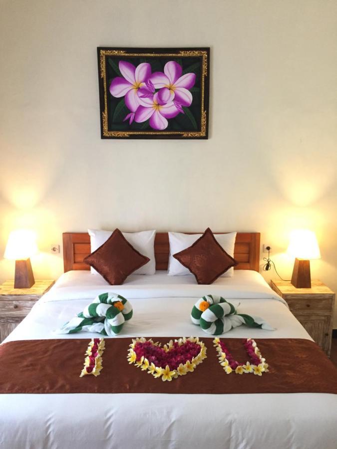 D'Lebah Homestay Nusa Penida Buitenkant foto