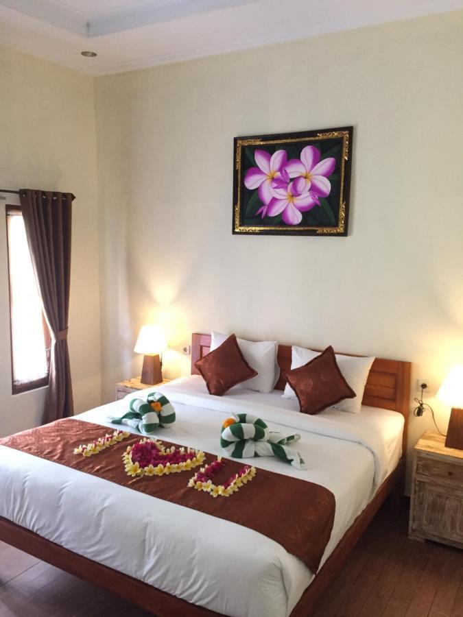 D'Lebah Homestay Nusa Penida Buitenkant foto